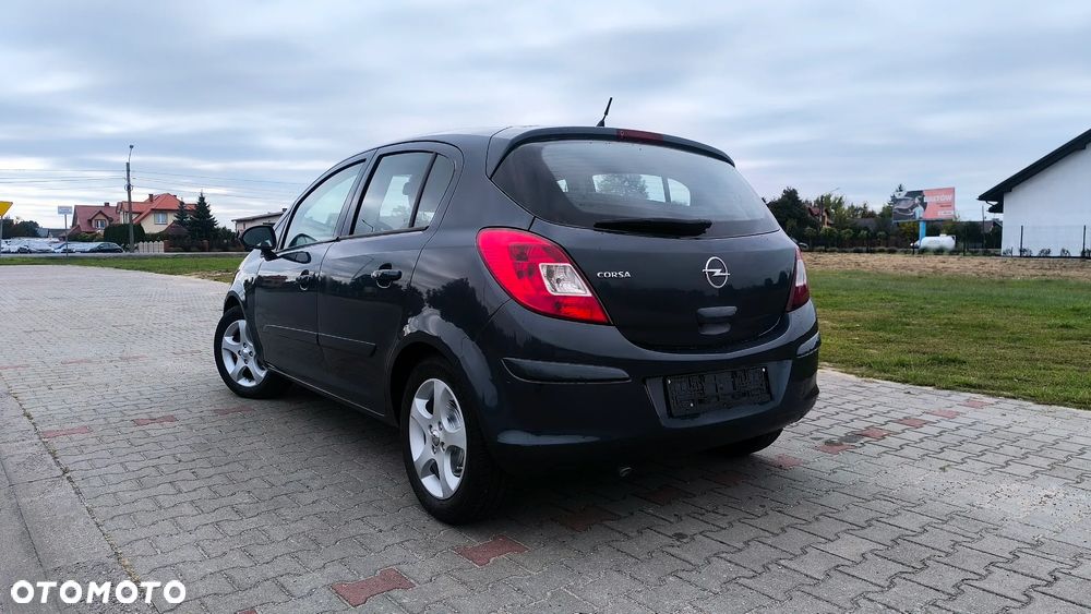 Opel Corsa 1.2 16V - 1
