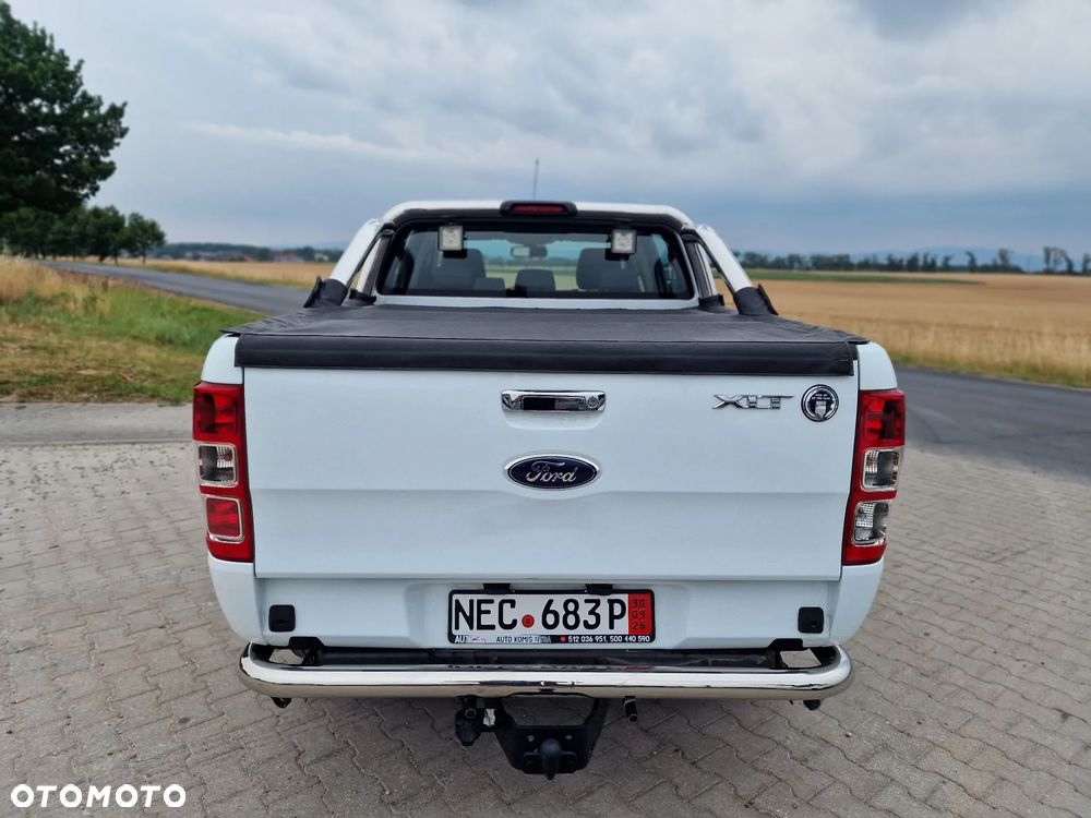 Ford Ranger 2.2 TDCi 4x4 DC XLT - 12