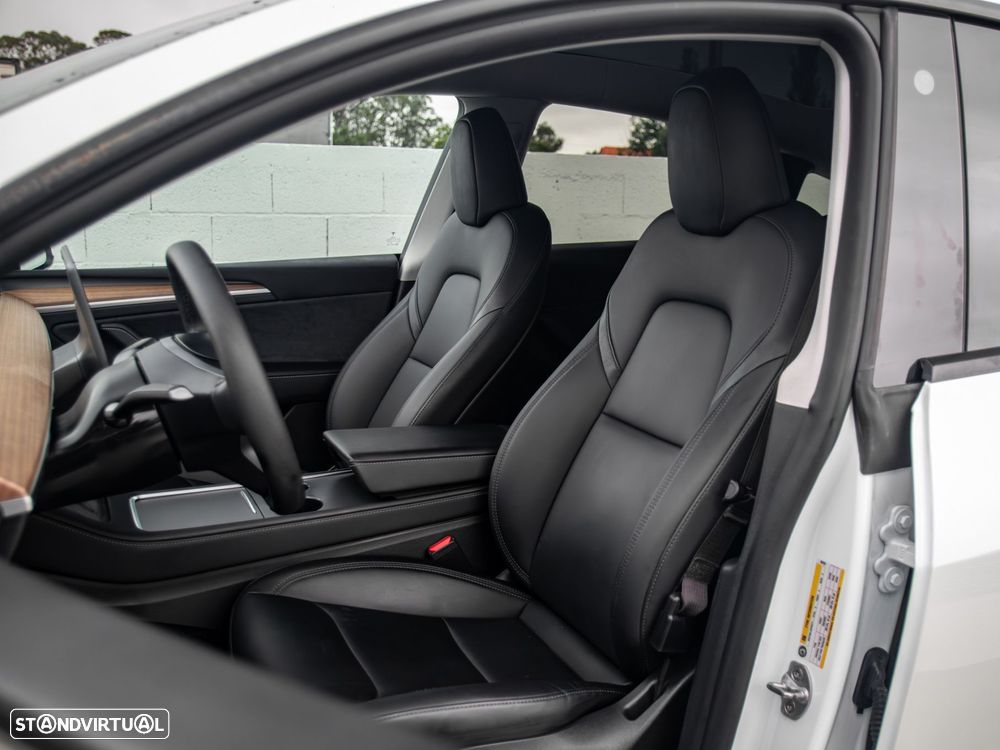 Tesla Model Y Performance Tração Integral - 20