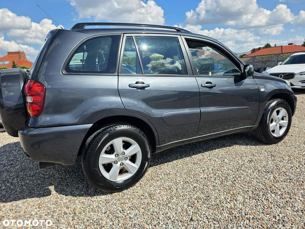 Toyota RAV4 1.8 VVT-i Luna 2WD - 3