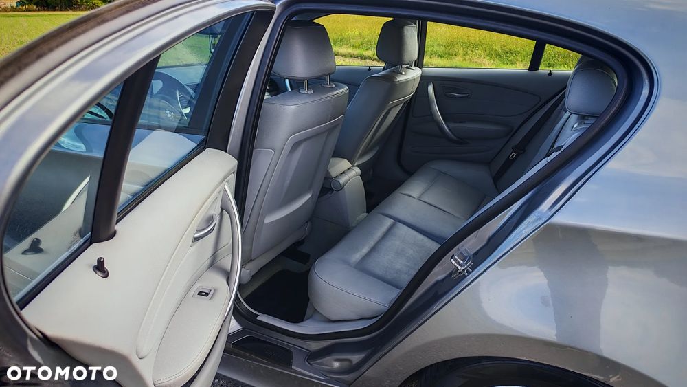 BMW Seria 1 120d - 10