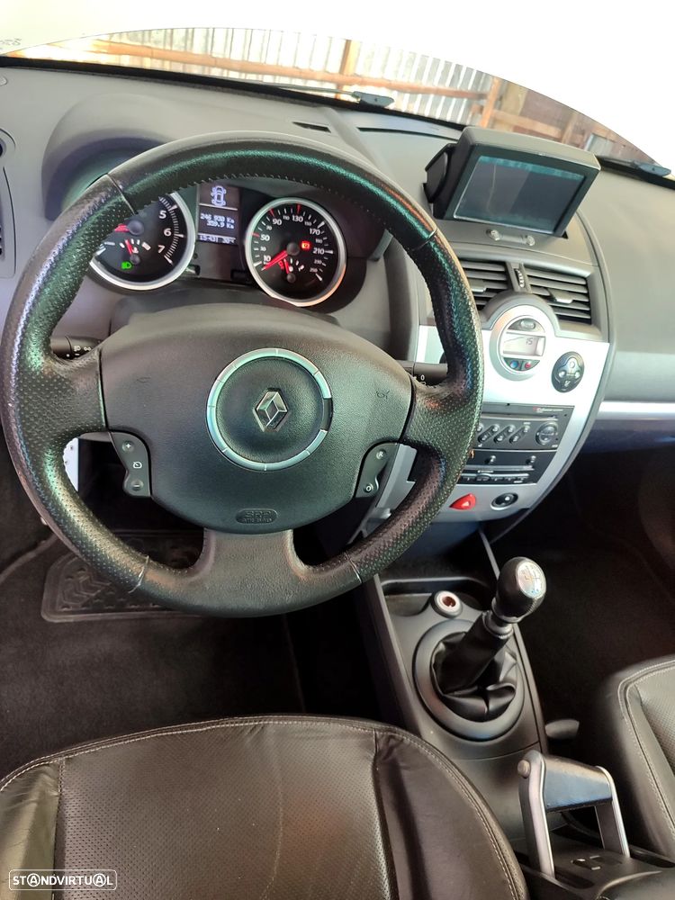 Renault Mégane 1.5 dCi Dynamique Luxe - 8