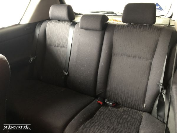 Para Peças Toyota Corolla Verso (_E12_) - 7