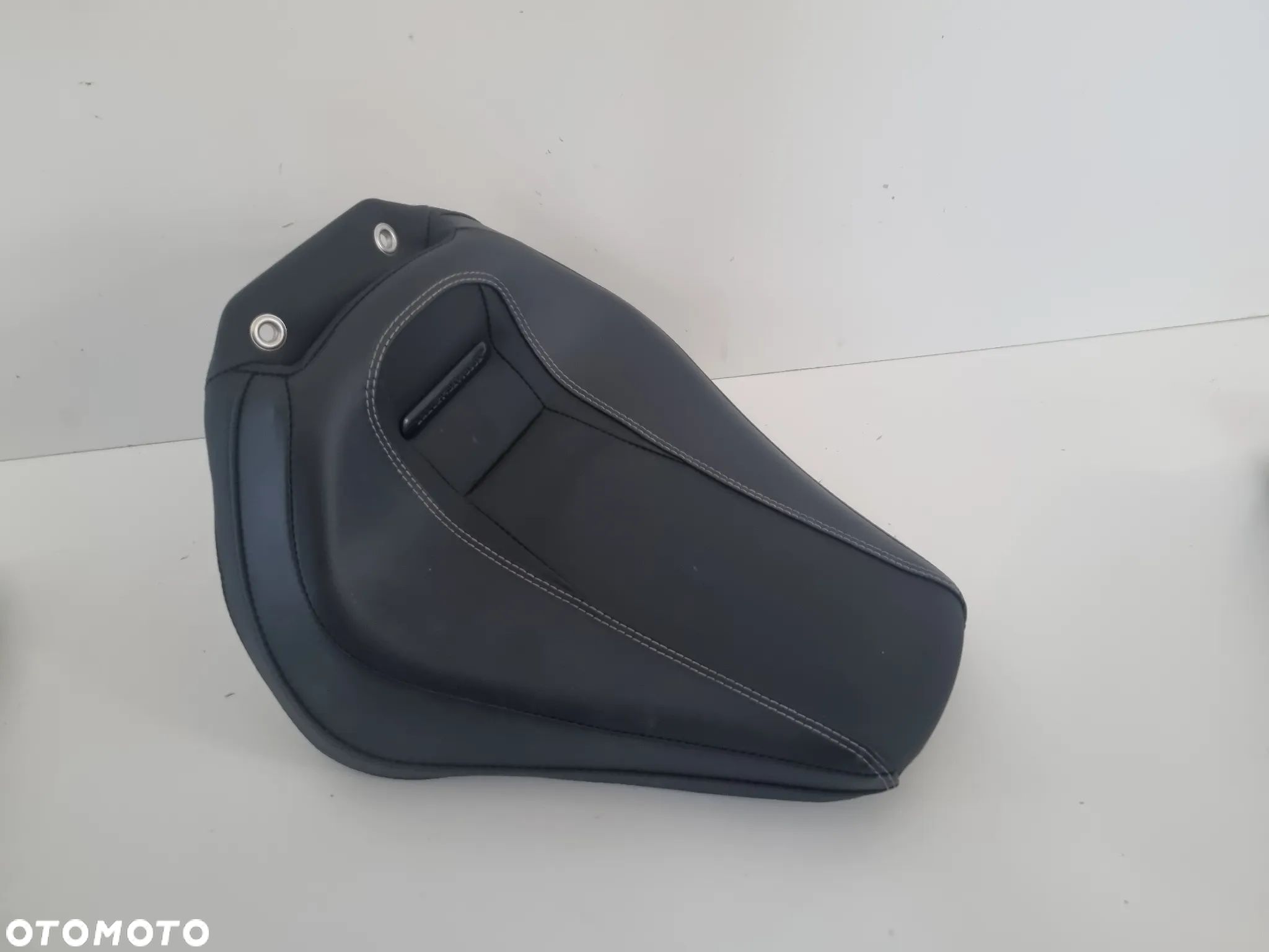 Siedzenie kanapa Harley Davidson FXBR FXBRS Softail Breakout 52000425 - 1