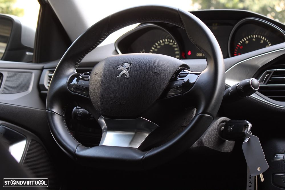 Peugeot 308 PureTech 130 GPF Stop & Start Style - 10