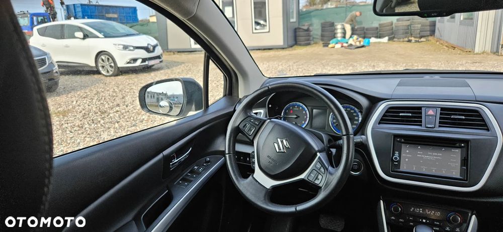 Suzuki SX4 S-Cross 1.6 VVT CVT 4x4 limited - 26