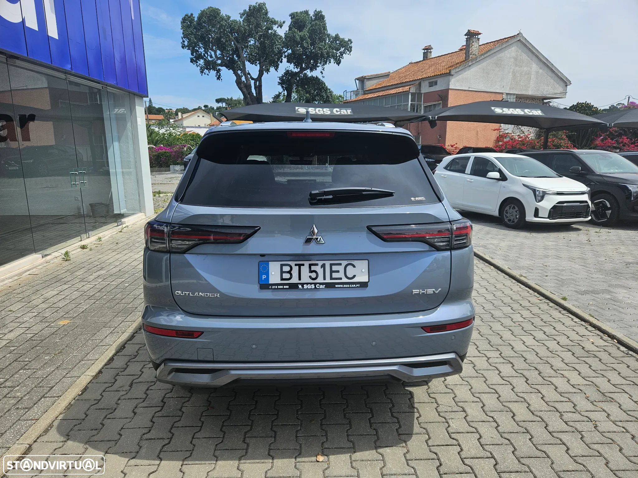 Mitsubishi Outlander 2.4 PHEV Intense - 3