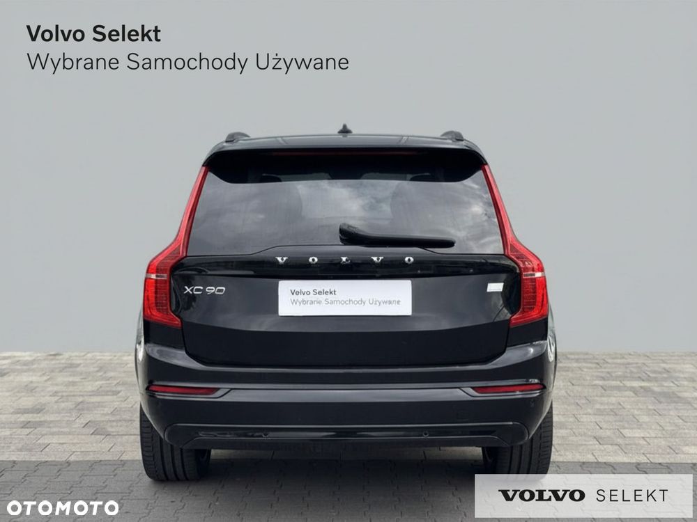 Volvo XC 90 - 9