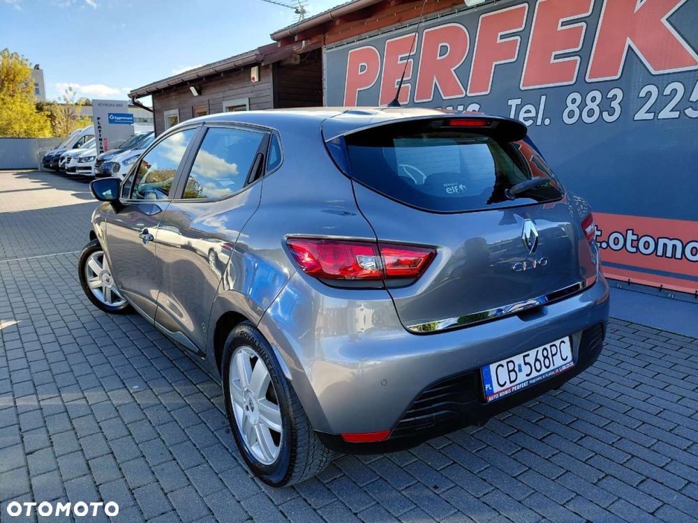 Renault Clio - 6