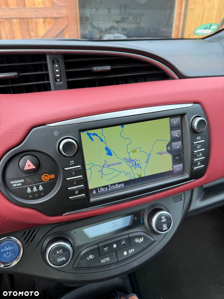 Toyota Yaris - 7