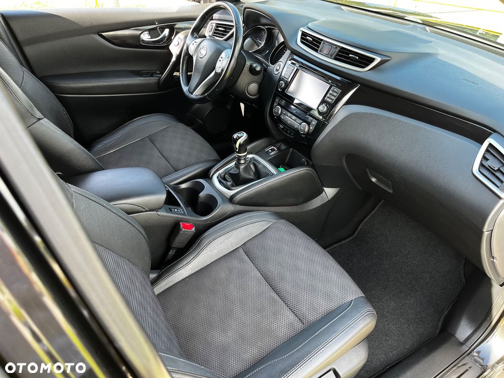 Nissan Qashqai 1.6 DCi ALL-MODE 4x4i TEKNA+ - 17