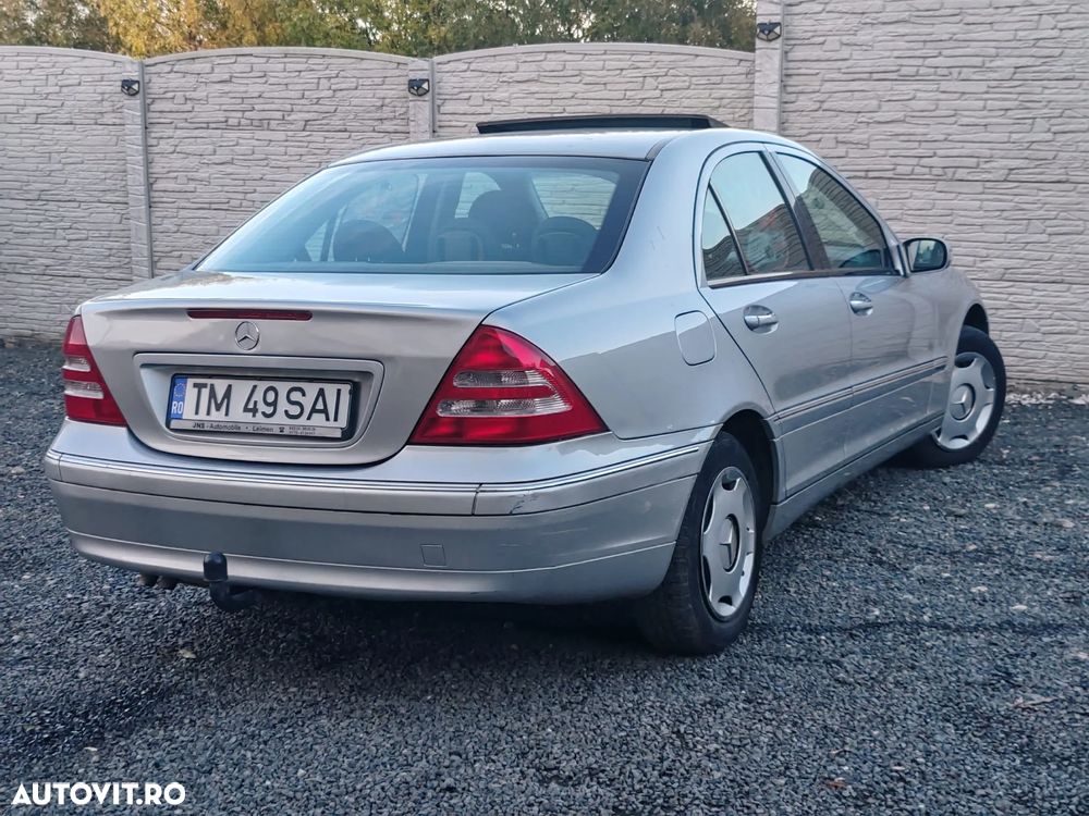 Mercedes-Benz C - 3
