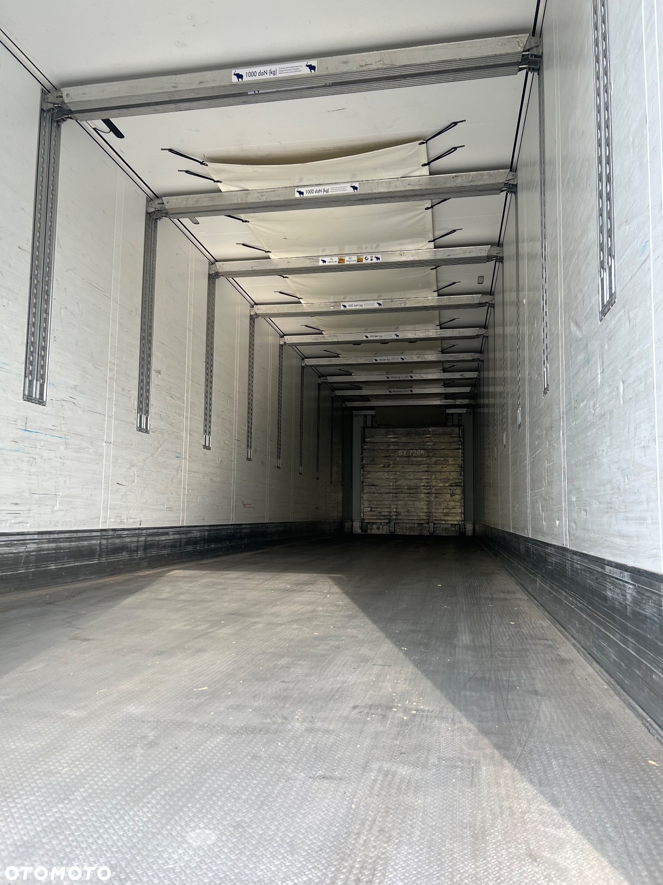 Schmitz Cargobull - 13