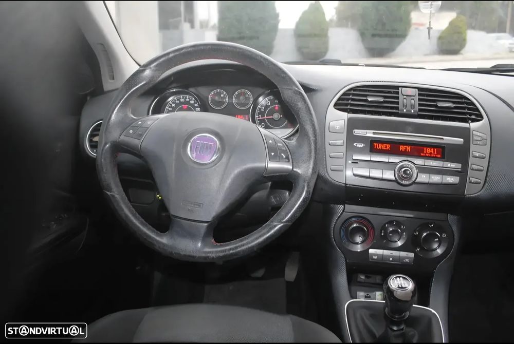 Fiat Bravo 1.4 16V Dynamic GPL - 8