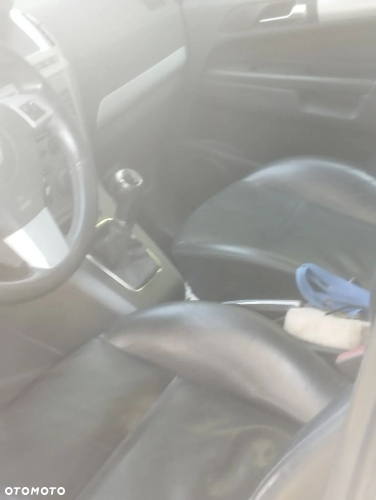 Opel Zafira 1.9 CDTI Elegance - 10
