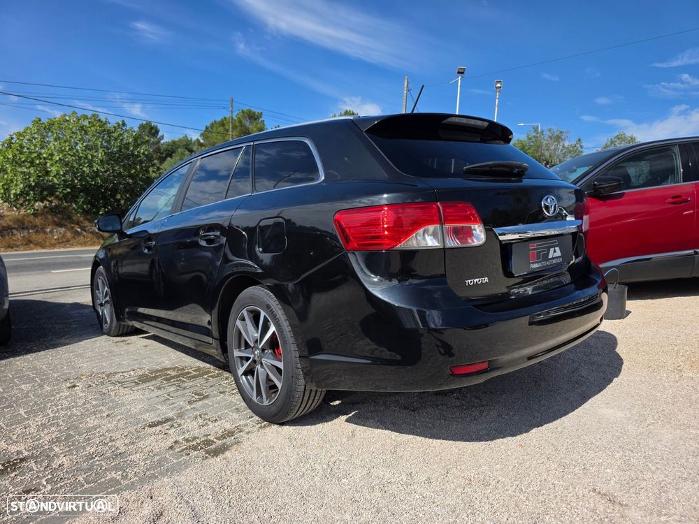 Toyota Avensis Touring Sports 2.0 D-4D Luxury - 5