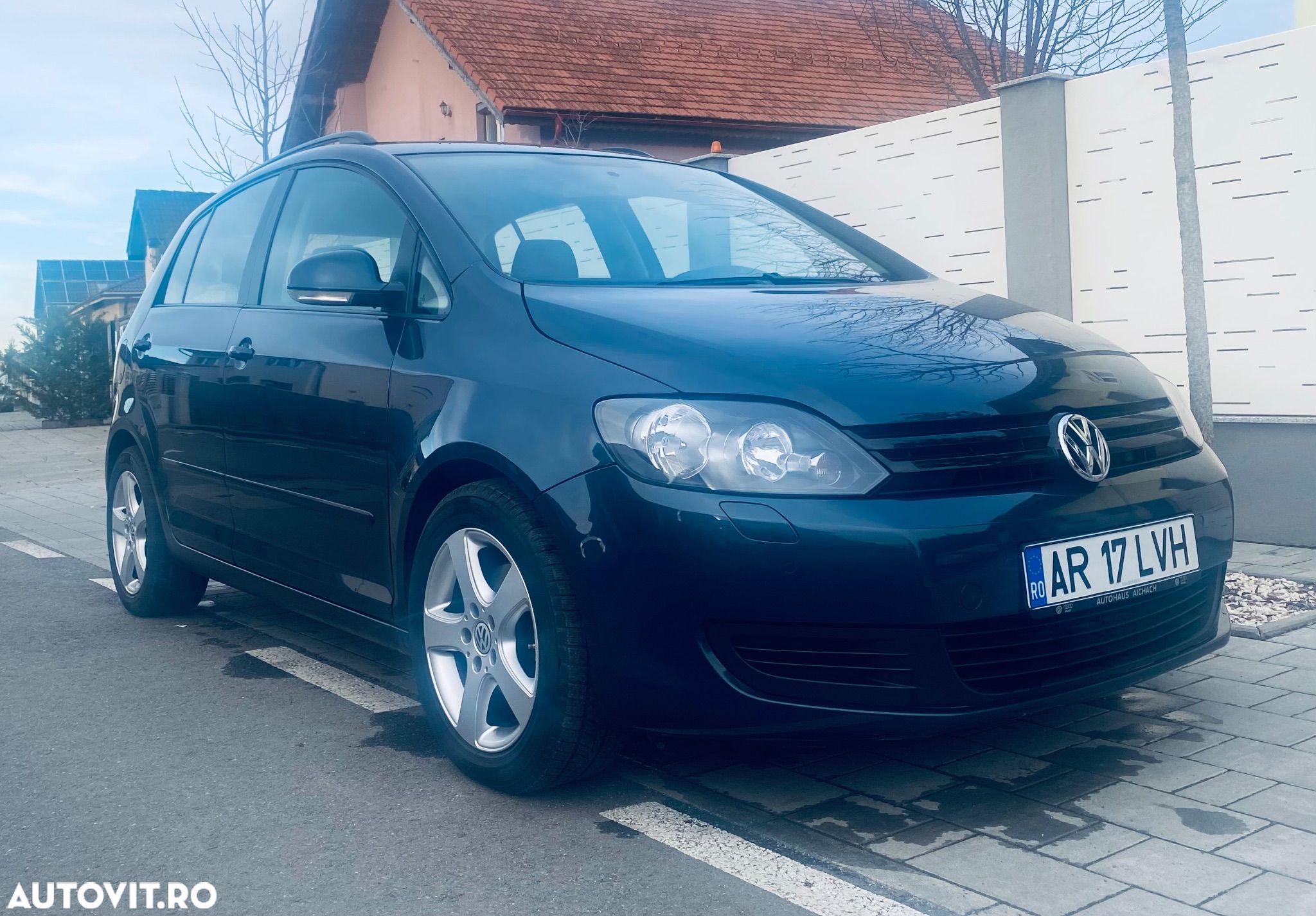 Volkswagen Golf Plus 2.0 TDI Comfortline - 1