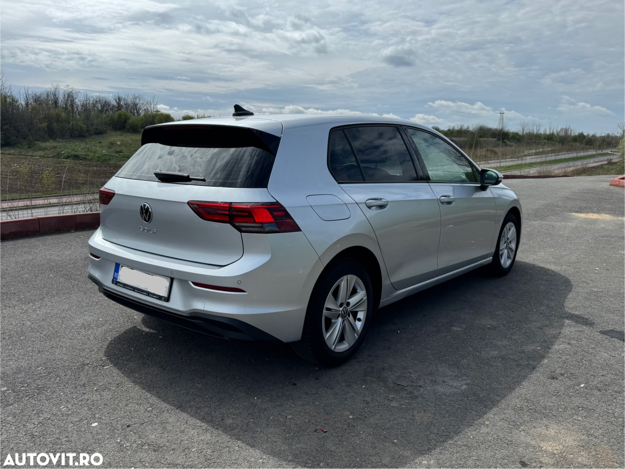 Volkswagen Golf 1.0 TSI Life - 12