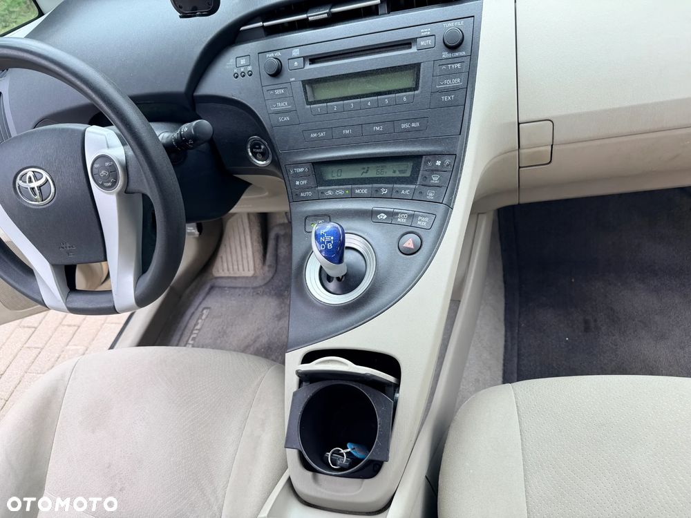 Toyota Prius 1.5 VVT-i Sol - 15