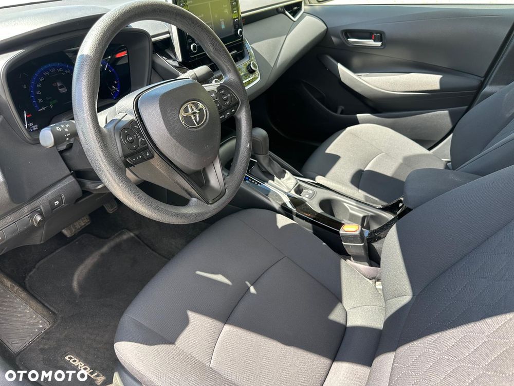 Toyota Corolla - 8