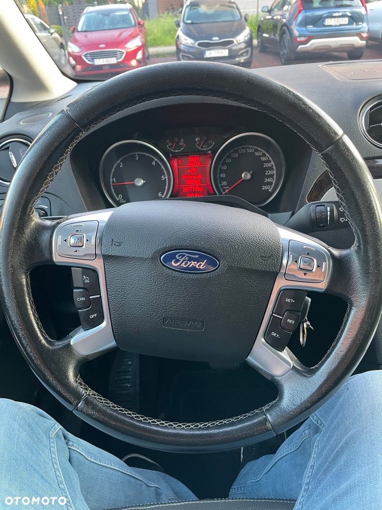 Ford Galaxy 2.0 TDCi Ghia - 4