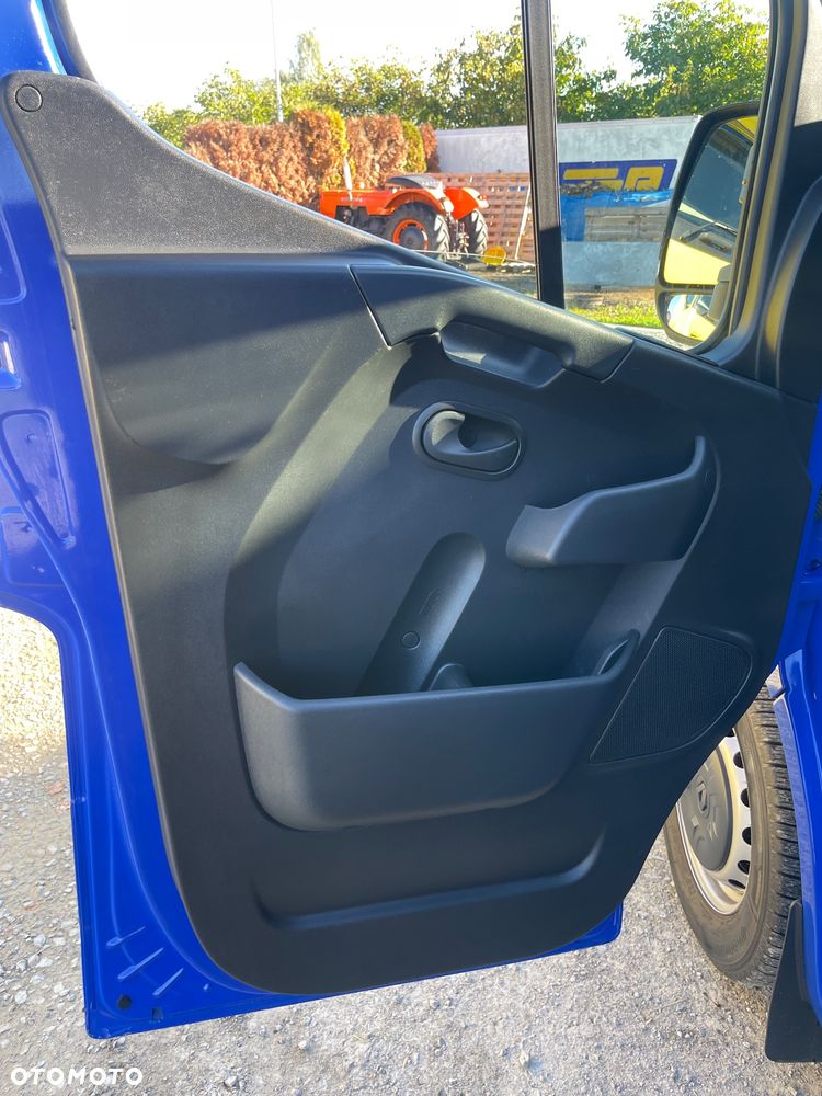 Renault Master 2,3 145KM Klima 2022 - 17