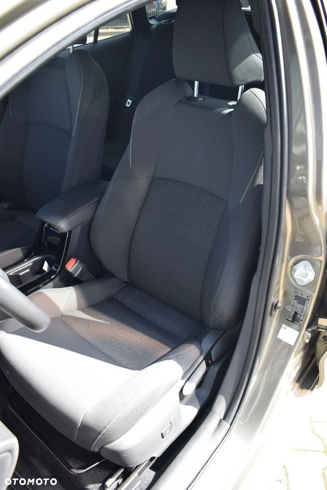 Toyota Corolla 1.8 Hybrid Comfort - 12