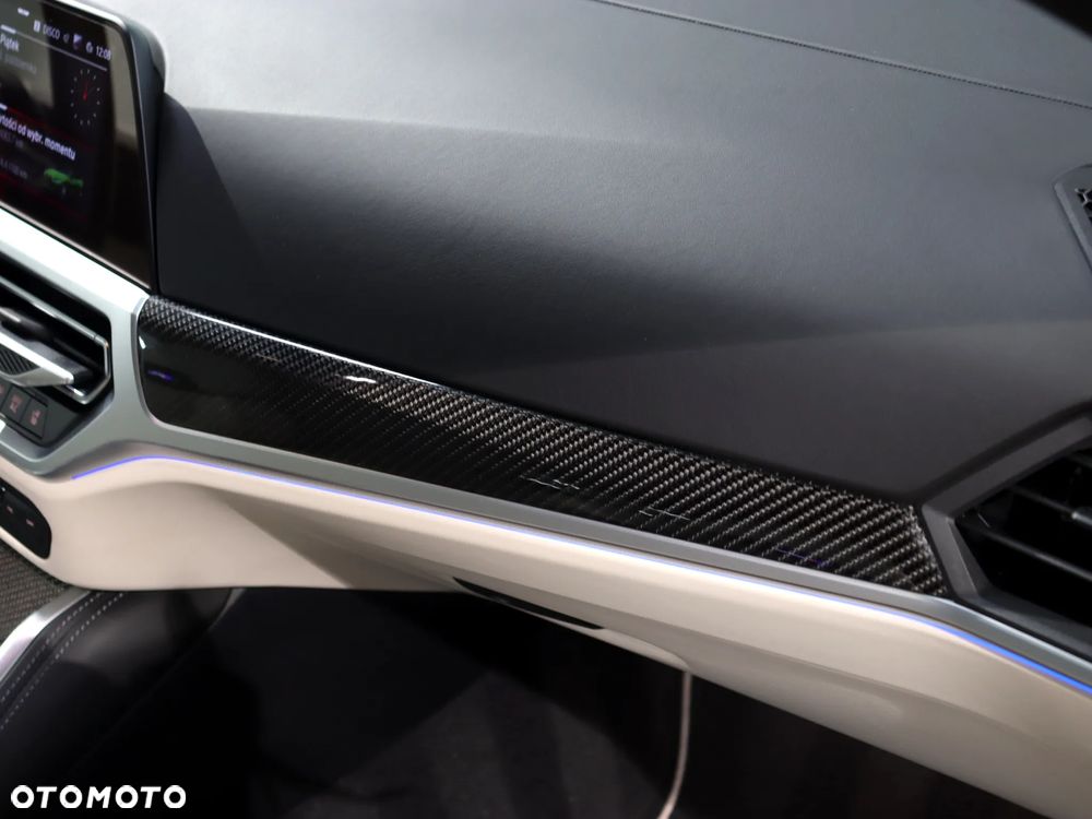 BMW M4 Competition M xDrive sport - 22