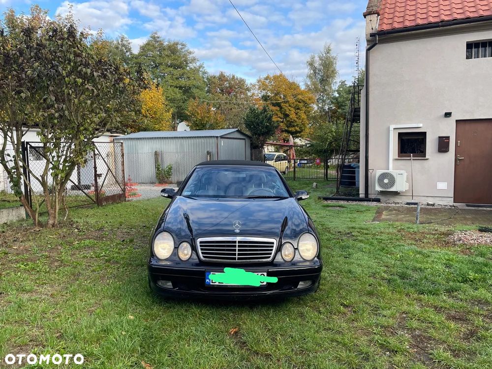 Mercedes-Benz CLK - 17