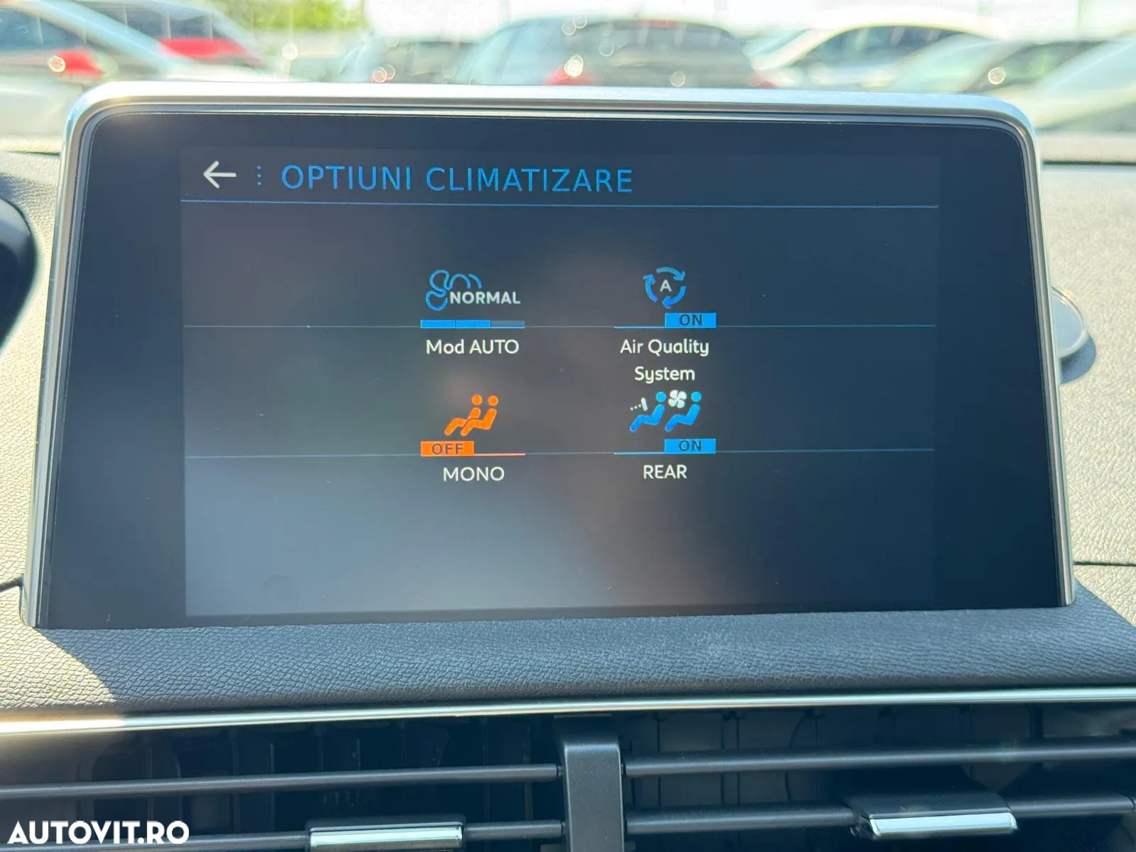 Peugeot 5008 1.5L BlueHDI EAT8 S&S Allure Pack - 38