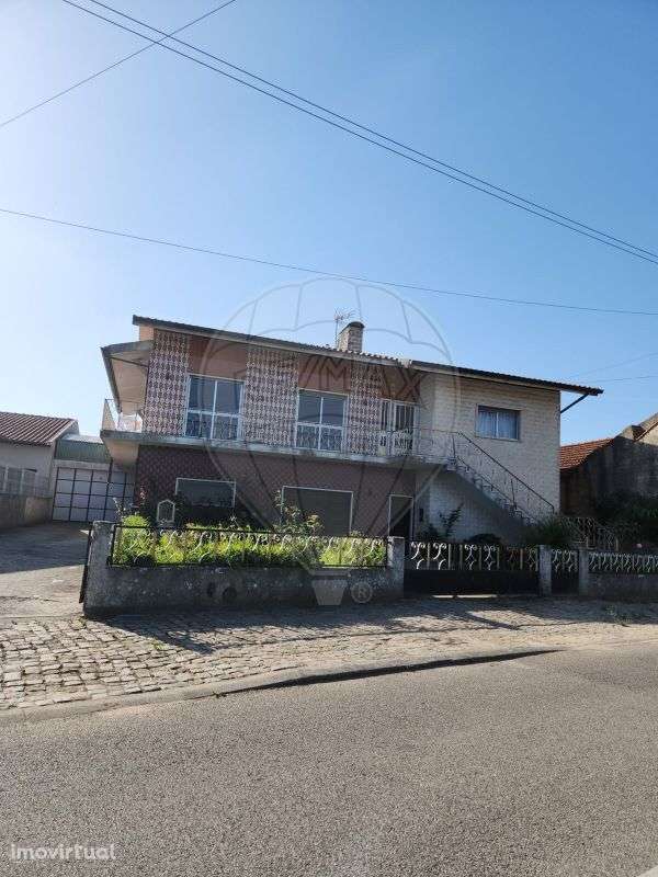 Moradia T5 para venda - Grande imagem: 2/4