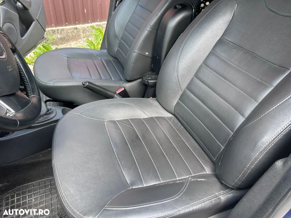 Dacia Duster 1.2 TCe 4x2 Laureate - 12