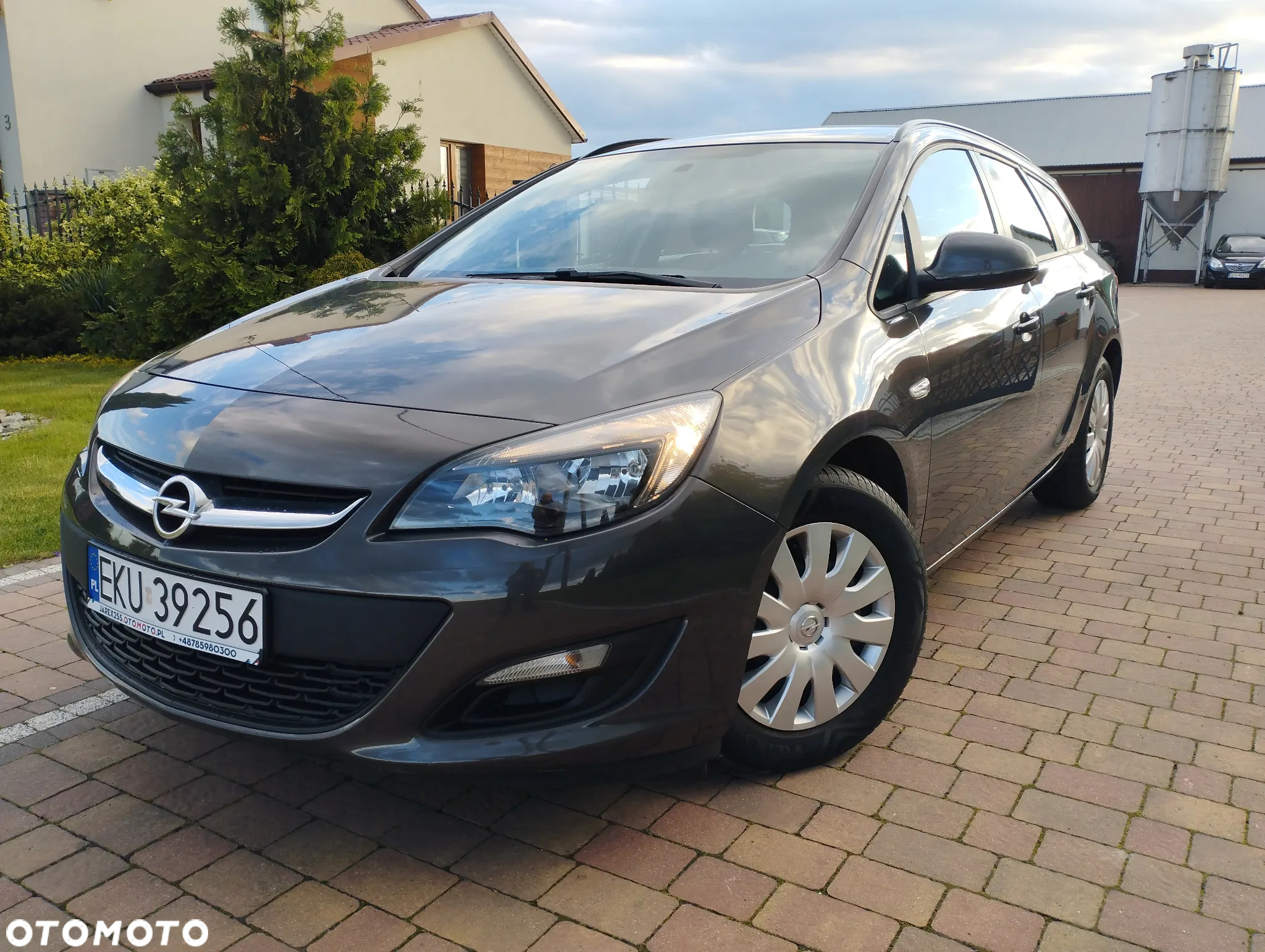 Opel Astra 1.4 Turbo Sports Tourer Design Edition - 2
