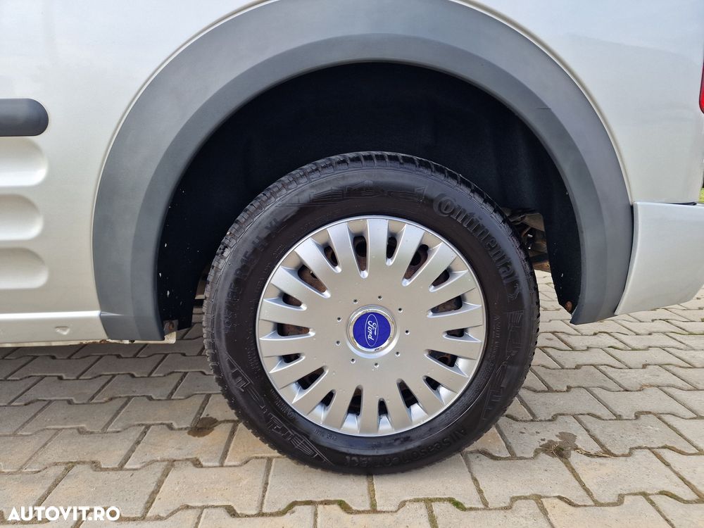 Ford Transit Connect - 22