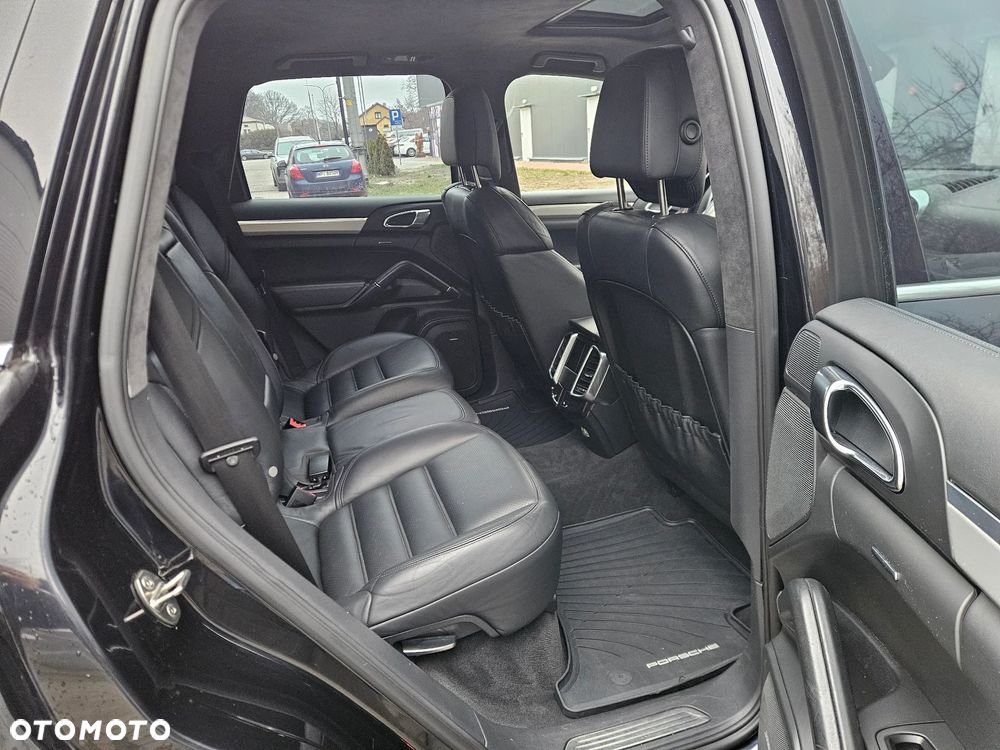 Porsche Cayenne Turbo Tiptronic S - 19