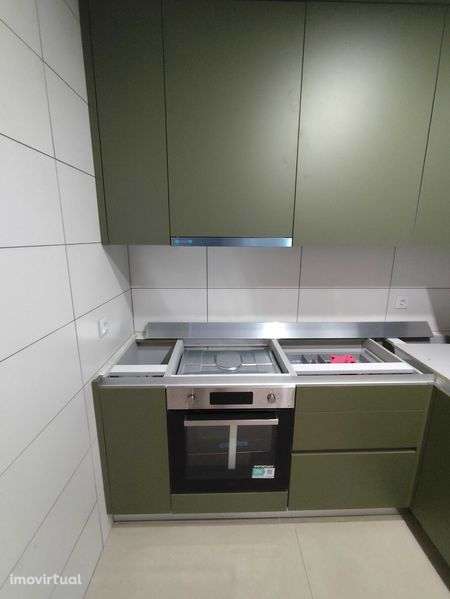 Moradia T2 Com Quintal - Totalmente Remodelada - Jardim de Cima - Grande imagem: 3/10