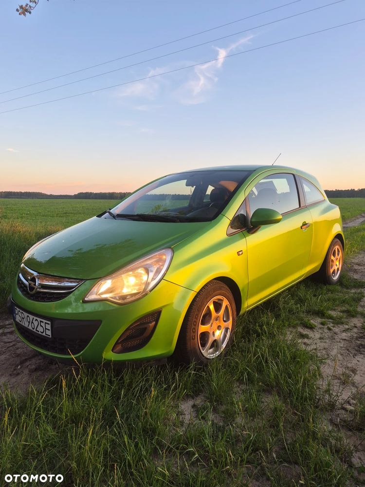 Opel Corsa 1.2 16V Color Edition - 1