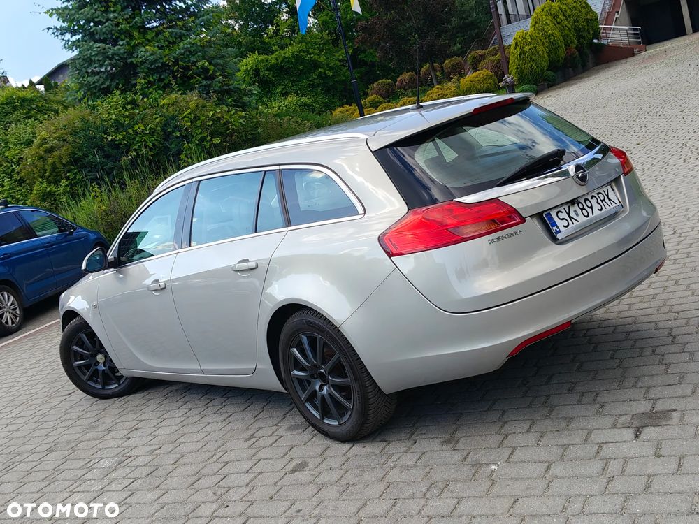 Opel Insignia - 1