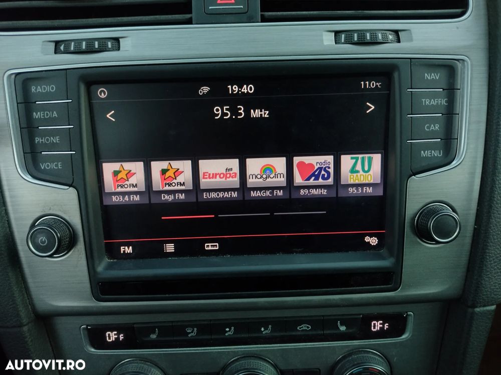 Volkswagen Golf 2.0 TDI (BlueMotion Technology) Highline - 15