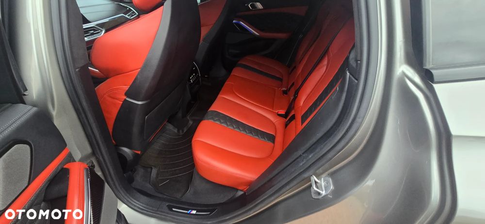 BMW X6M - 12