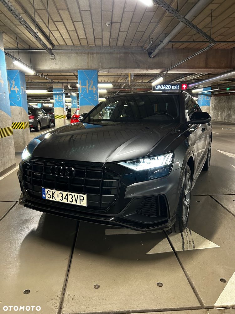 Audi Q8 - 1