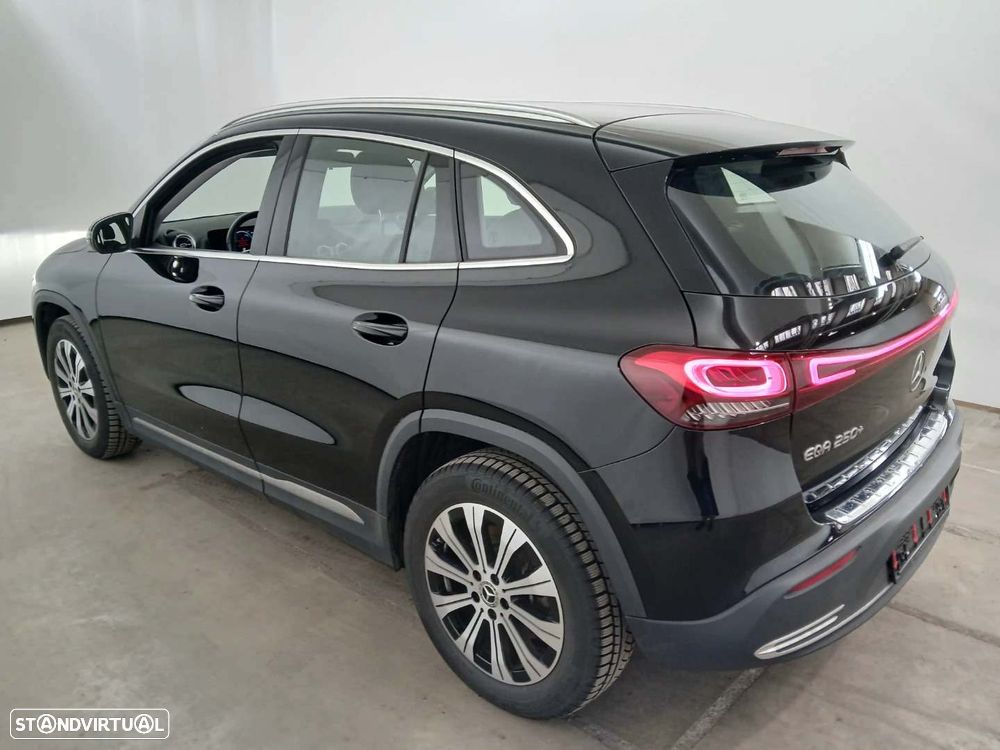 Mercedes-Benz EQA 250+ - 5