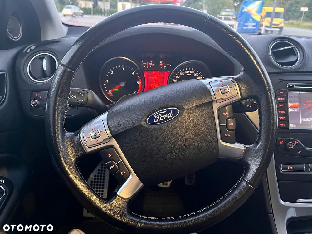 Ford Mondeo 2.0 TDCi Champions Edition - 15