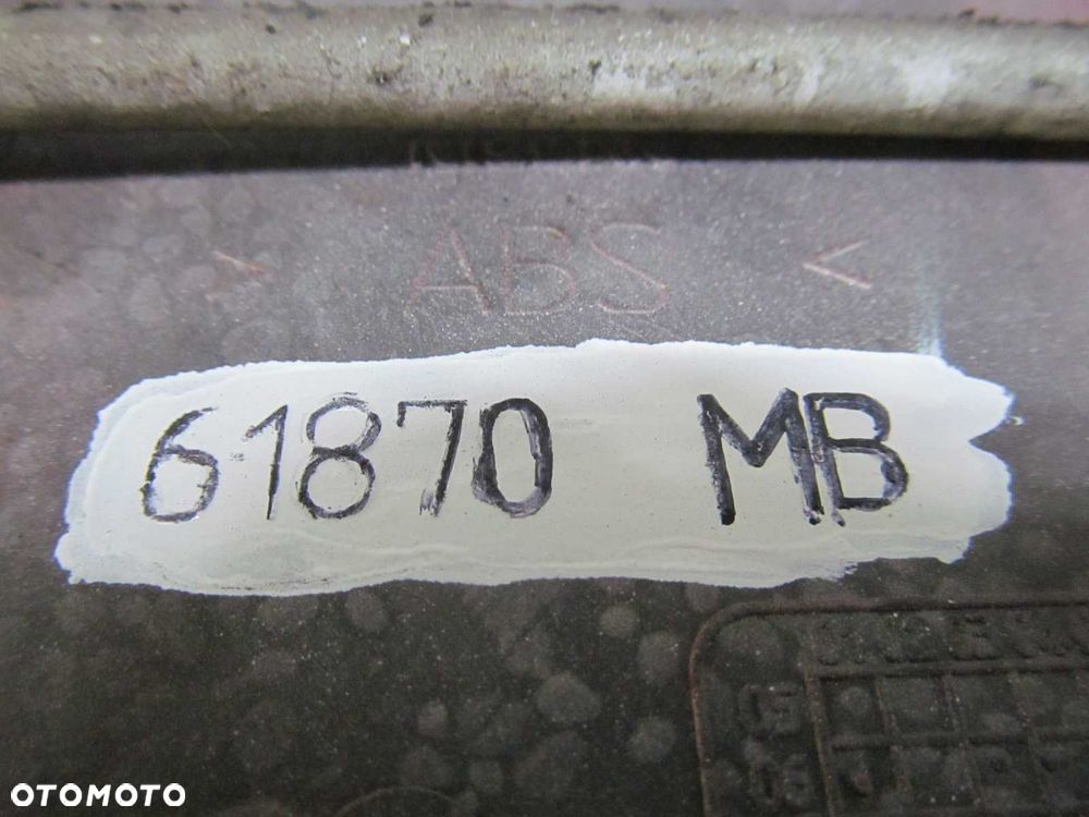 NISSAN CABSTAR MAXITY NT400 ATRAPA PODSZYBIE BLENDA 61870MB 07-15 - 6