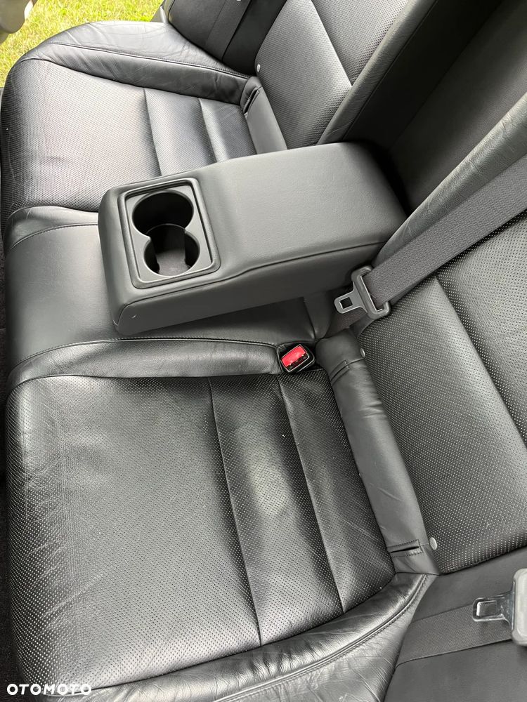 Honda Accord 2.0 Executive - 8