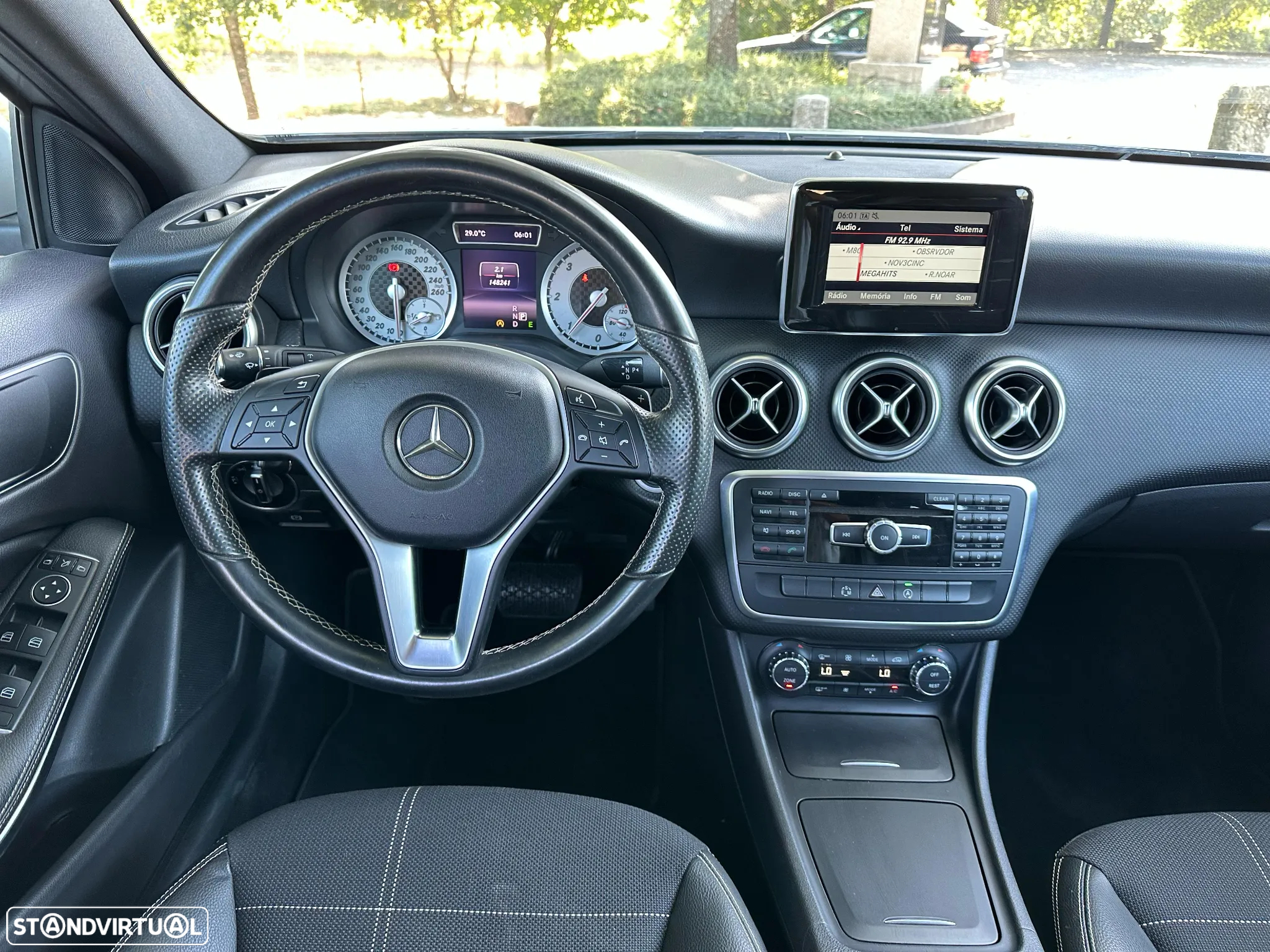Mercedes-Benz A 180 d 7G-DCT Urban - 26