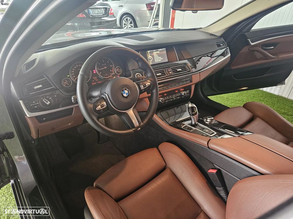 BMW 525 d Line Luxury Auto - 11