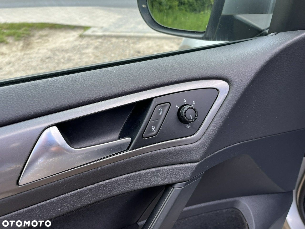 Volkswagen Golf - 12