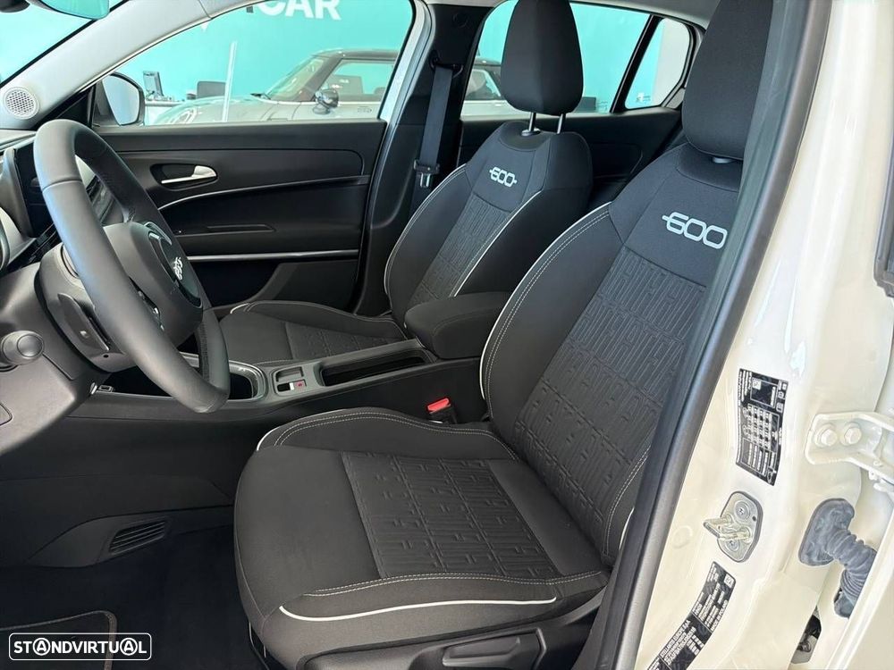 Fiat 600 1.2 Hybrid - 9