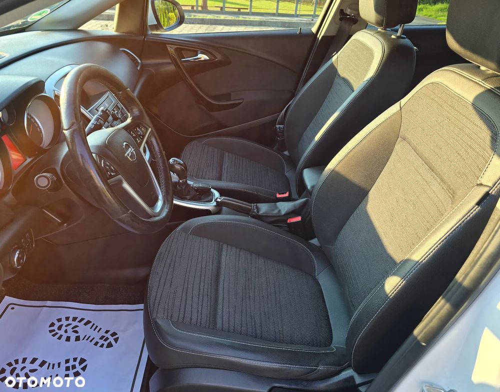 Opel Astra 1.4 T Cosmo - 28